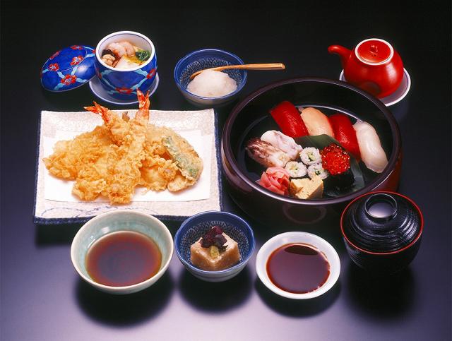 江戸前 寿司と天ぷら定食「さつき」